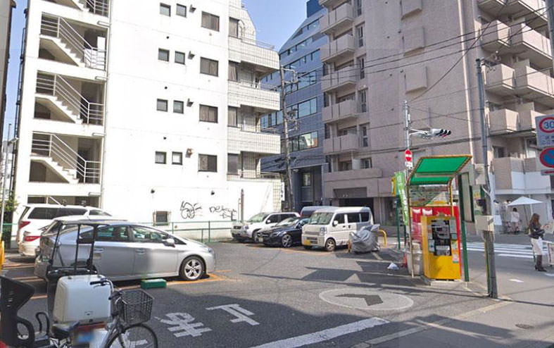 こちらのファミリーマートに到着されましたら、お電話ください